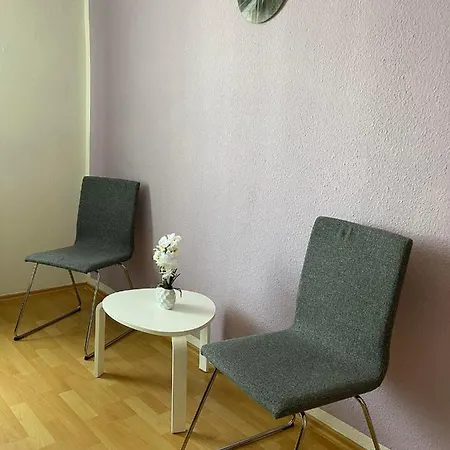 Apartment Lage 2 Zimmerwohnung Mit Balkon Und Bester Aussicht In Og 2 Links