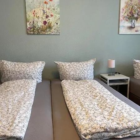 Lage 2 Zimmerwohnung Mit Balkon Und Bester Aussicht In Og 2 Links * Rostock